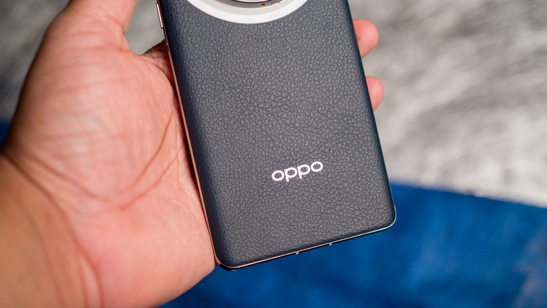 Oppo Find X7 Ultra признан смартфоном с лучшей автономностью